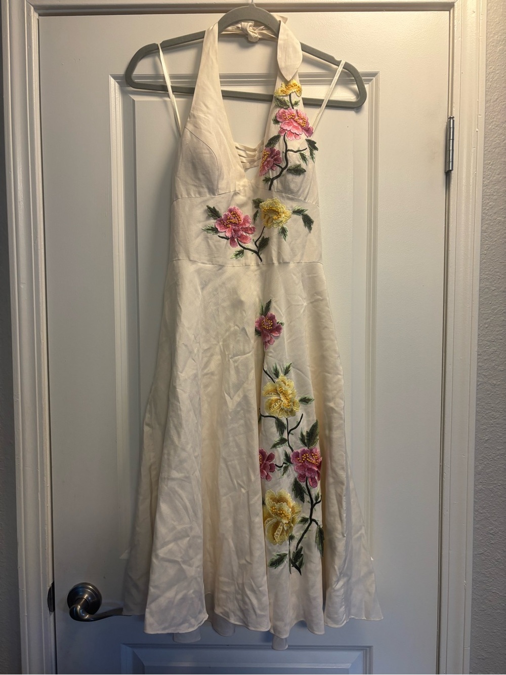 Sue Wong Cream Satin Halter Dress with Lace-Up Back and Floral Appliqué Size 10